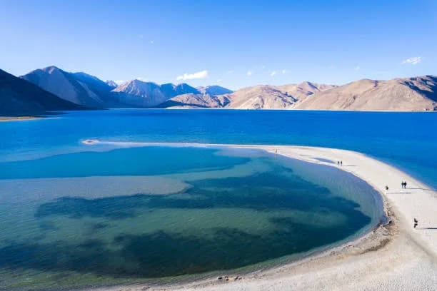 Leh & Srinagar